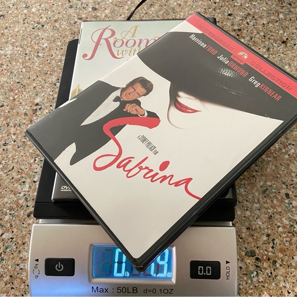 2 Rom-Com DVDs:  Sabrina (1995) with Harrison Ford and A Room with a View (1986) - Picture 9 of 9